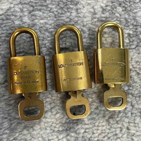 Bulk Lot Louis Vuitton Lock and Key Set of 3 Numbers 302 304 306 - Picture 5 of 9